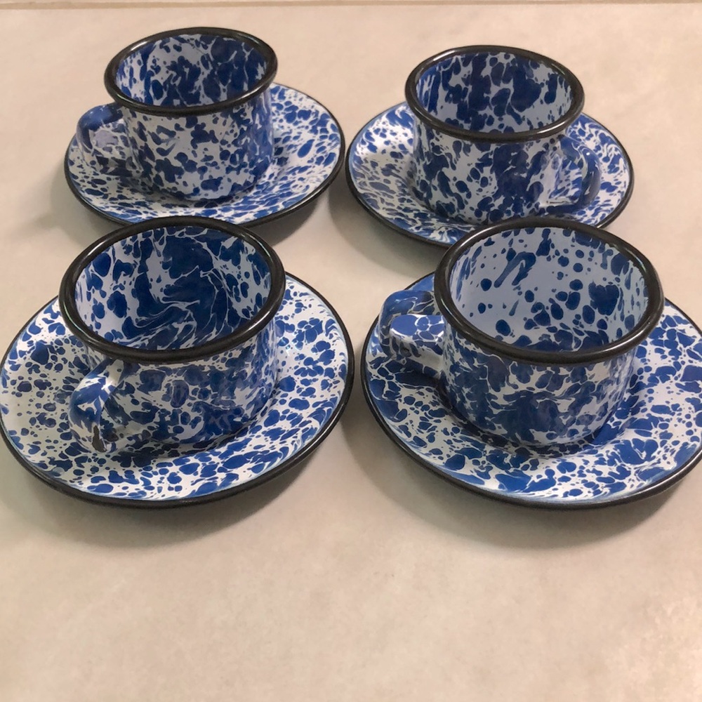 NWOT demitasse enamel spatter cups & saucers